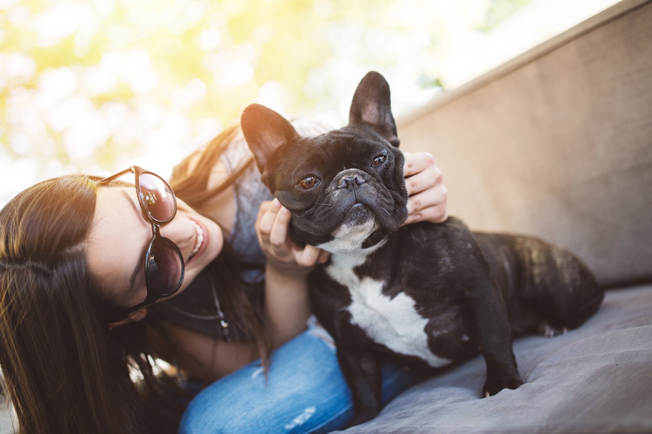teenage-girl-with-dog